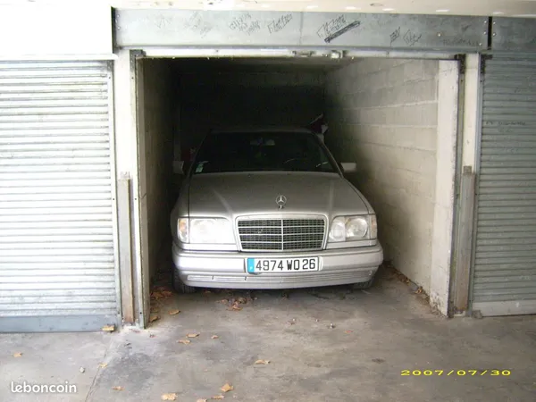 Garage box