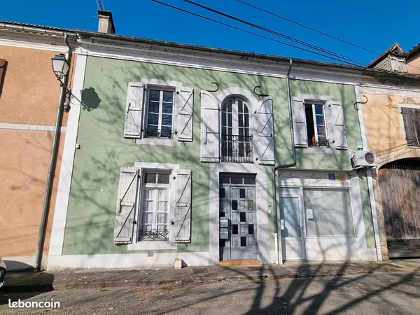 Immeuble de rapport 6 pièces