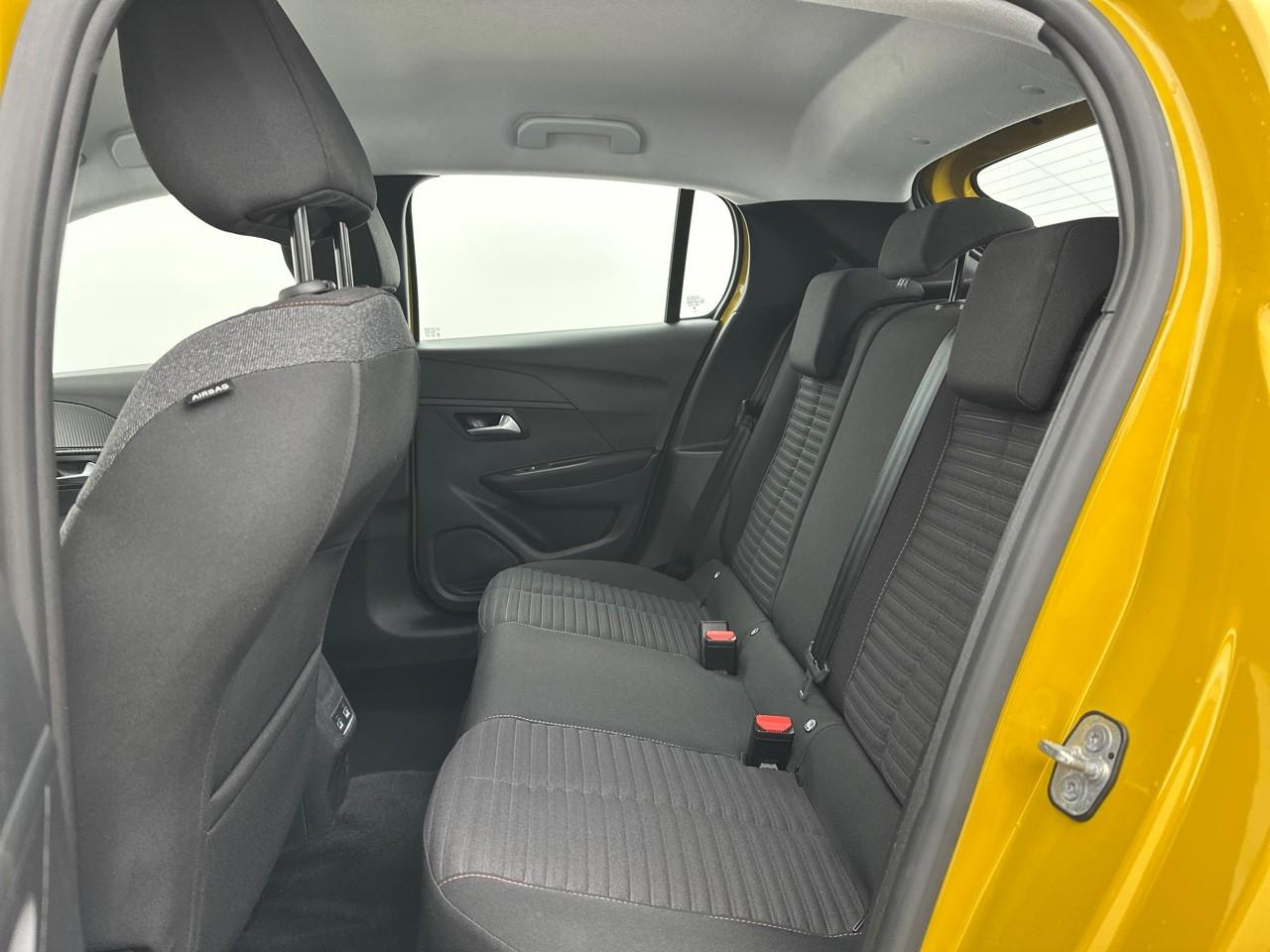Peugeot 208 electrique 50 kwh 136ch like — photo 12