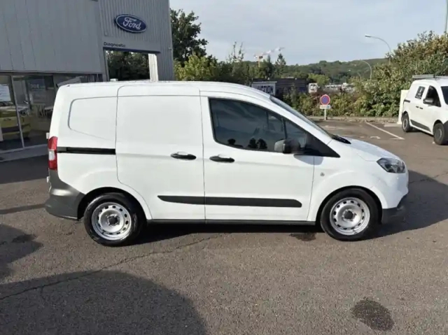 Ford Transit Courier fourgonnette 1.5 tdci 100ch stop&amp;start trend — photo 26