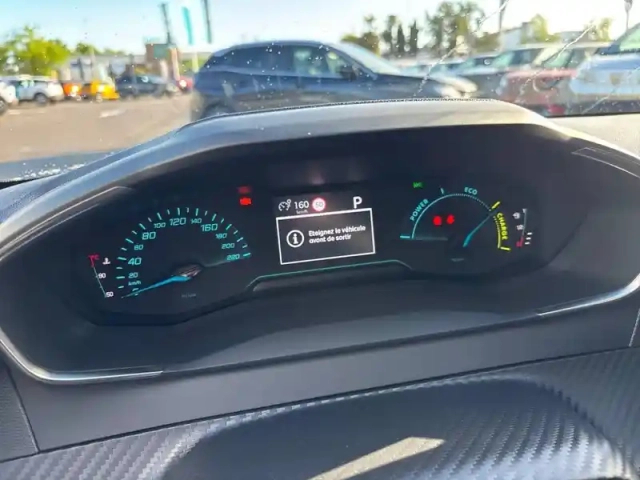 Peugeot 208 hybrid 110 ch e-dcs6 — photo 10