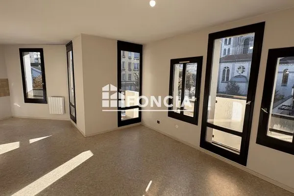 Studio 1 pièce 31 m²