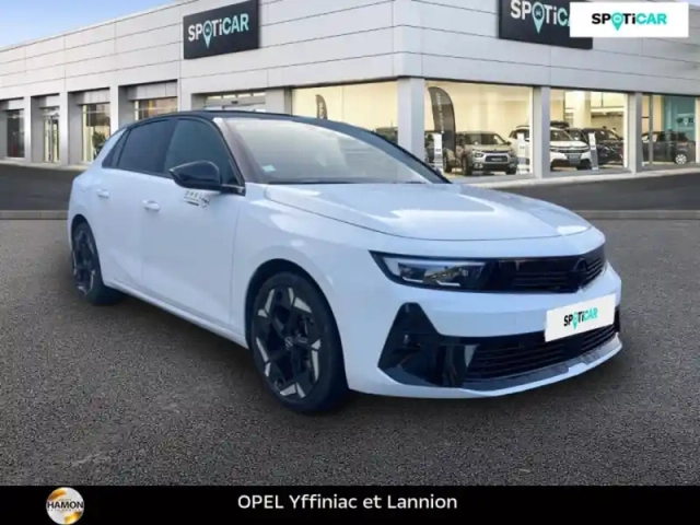 Opel Astra 1.6 turbo 225ch hybrid gse bva8 — photo 3