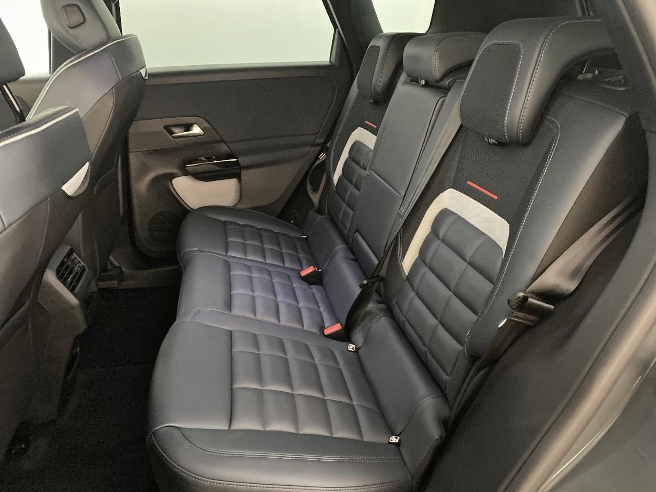 Citroën C5 Aircross hybride 145 ch e-dcs6 max — photo 10