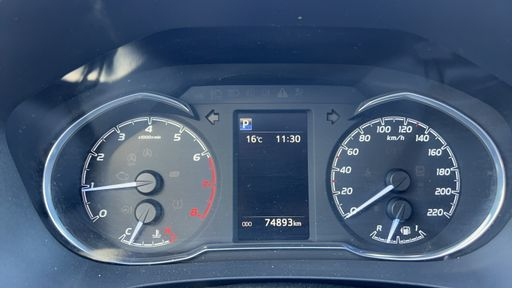Toyota Yaris 1.5 VVTi 111 CVT - Design Y20 – 2019 – 74893 km – Essence – Boîte Automatique — photo 18