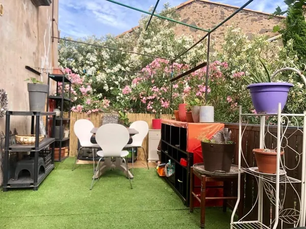 AGDE - Appartement de charme 3 pièces avec terrasse privative 16m2 - Proche mer et commodités