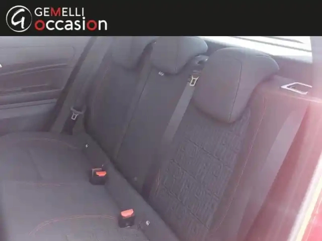 Fiat 600 e 156ch 54kwh red — photo 13