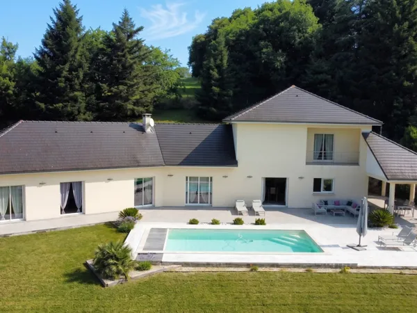 Belle maison contemporaine