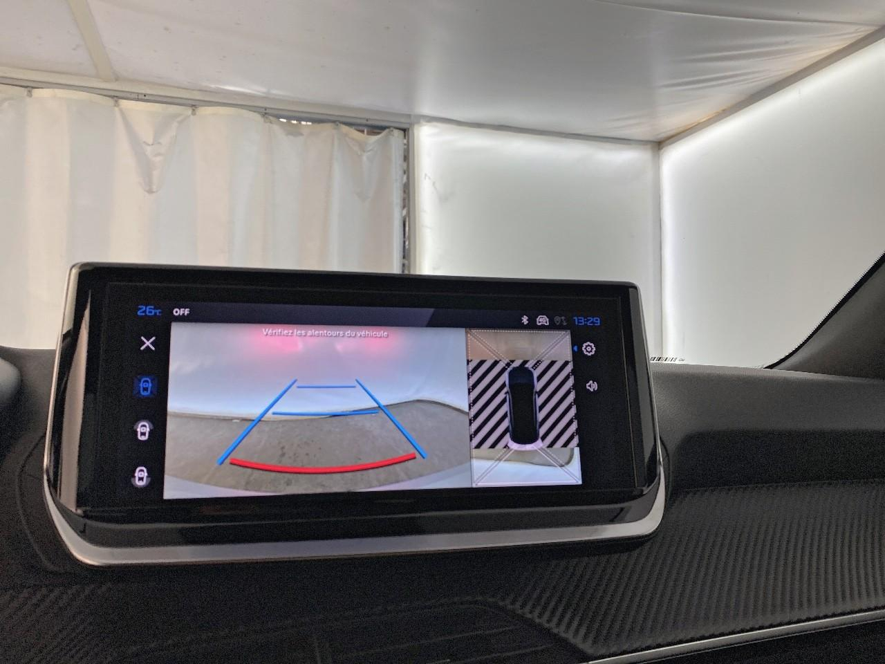 Peugeot 2008 hybrid 145 ch e-dcs6 allure — photo 17