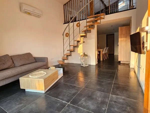 T2 meublé duplex jardin 40m2 Cranves Sales