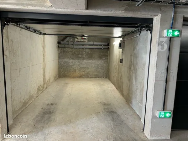 Garage à louer