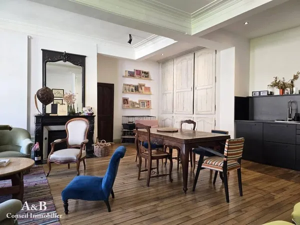 Maison 6 pièces 204 m²