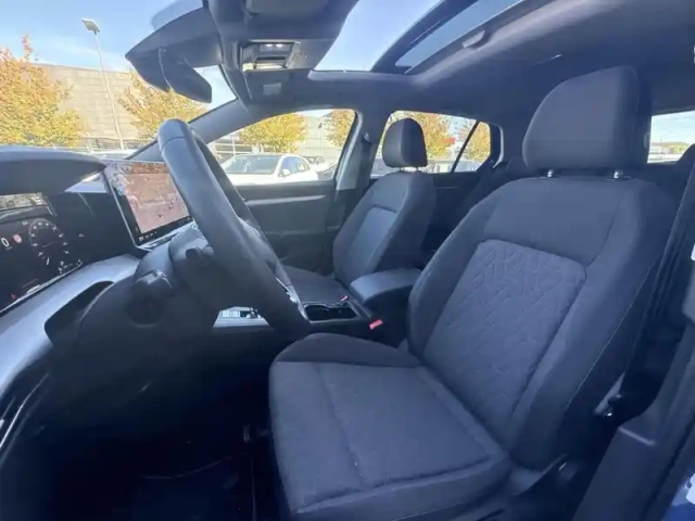 Volkswagen Golf 1.5 ehybrid 204ch vw edition dsg6 — photo 27