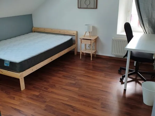 ​Chambre à louer T5 rénové à neuf - 350 Tout Compris - Ligne 3 Direct UTBM