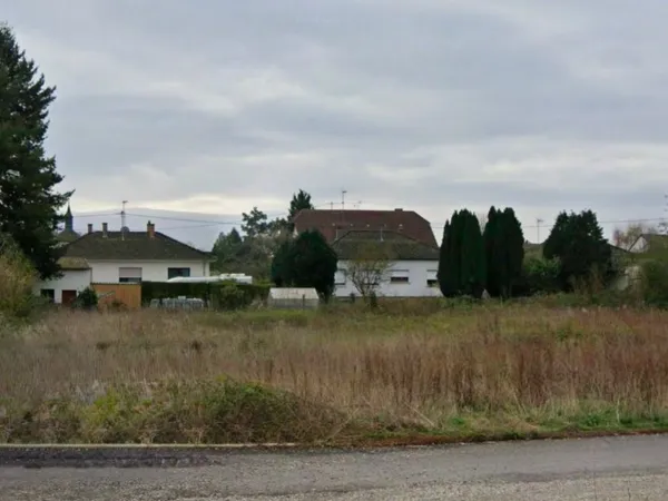 Terrain 689 m²