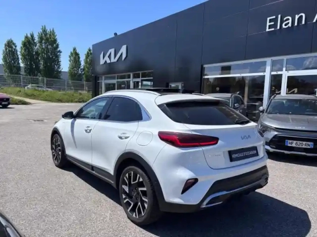 Kia Xceed 1.6 gdi 141ch phev lounge dct6 — photo 7