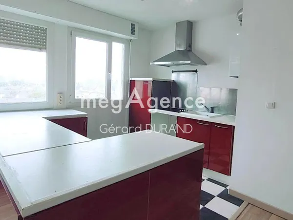 Grande polyvalence pour cet appartement 3 chambres