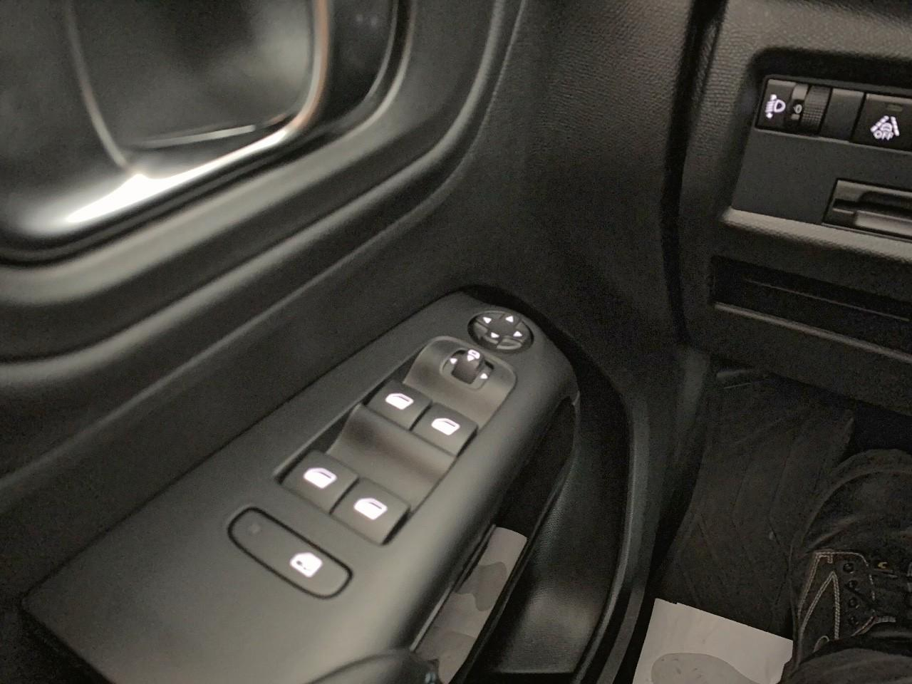 Citroën C5 Aircross hybride 145 e-dcs6 plus — photo 20