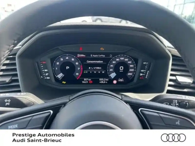 Audi A1 sportback 25 tfsi 95ch design s tronic 7 — photo 11