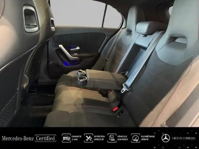 Mercedes Classe A 180 d 116ch amg line 8g-dct — photo 11