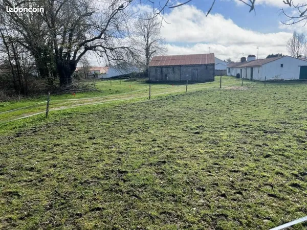 Terrain 568 m² Challans