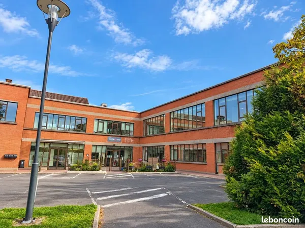 Bureaux 327 m² Tourcoing