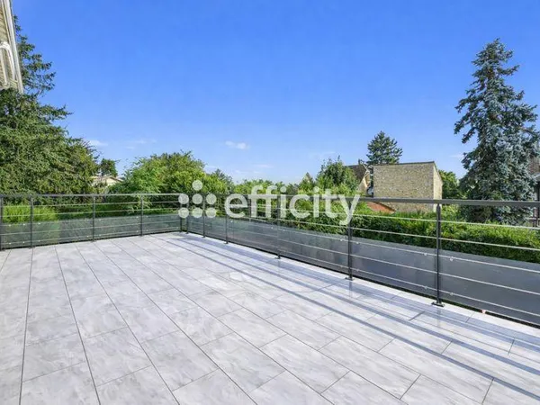 Maison 7 pièces 160 m²