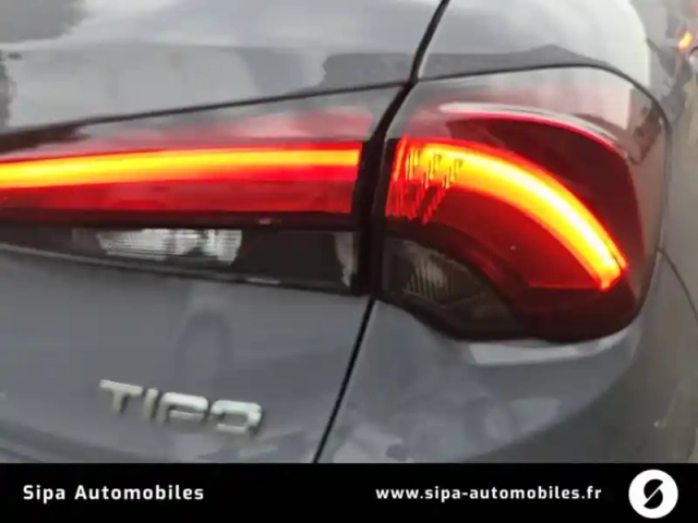 Fiat Tipo 5 portes 1.0 firefly turbo 100 ch s&amp;s — photo 31