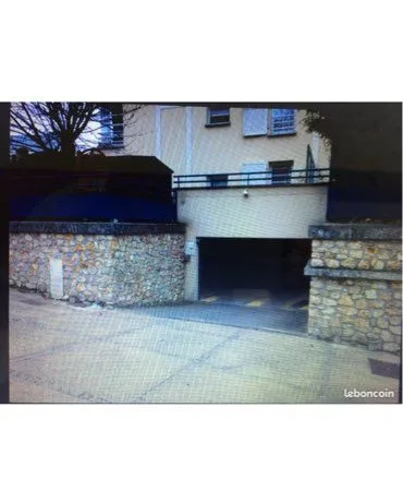 À vendre parking investissement montigny les Cormeilles 95