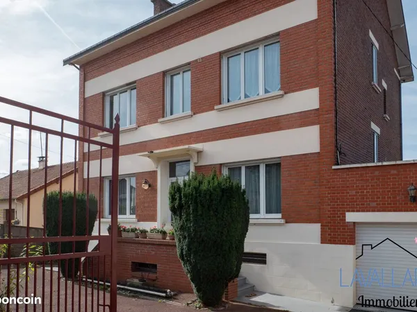 Maison 8 pièces 160 m²