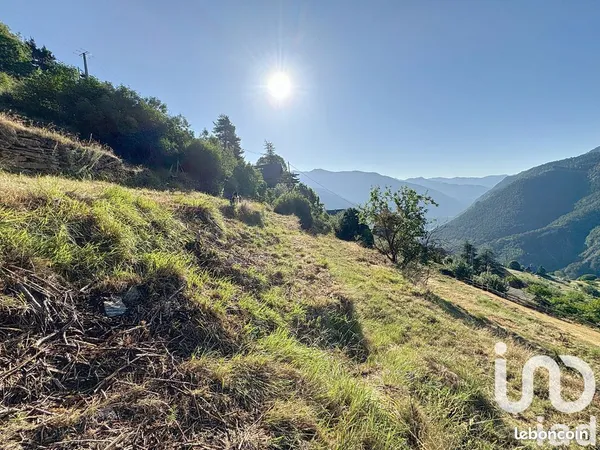 Terrain 822 m² Venanson