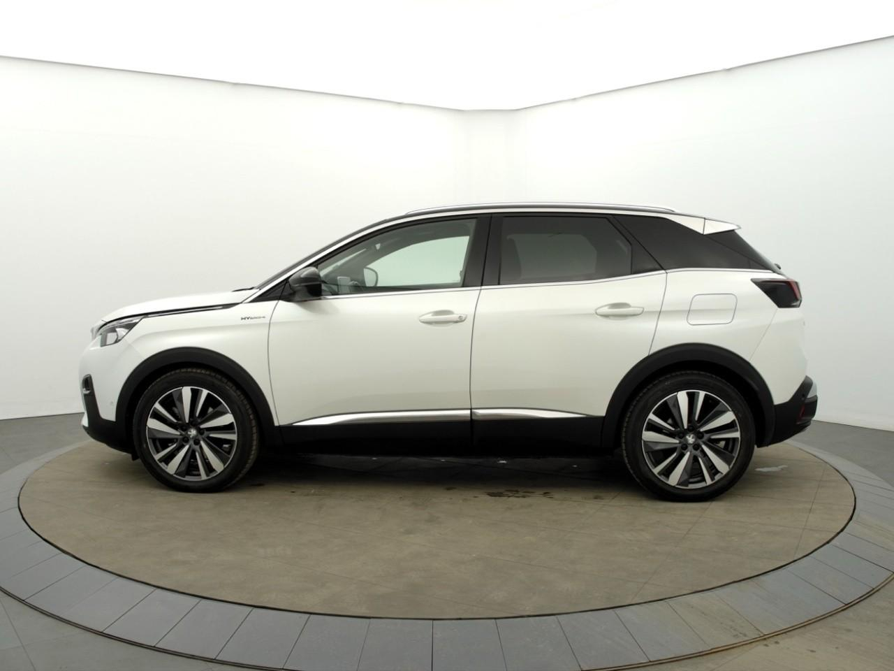 Peugeot 3008 hybrid4 300 e-eat8 gt — photo 2