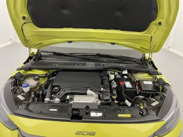 Peugeot 208 puretech 100 s&amp;s bvm6 — photo 21