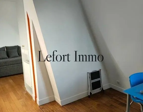 Studio 1 pièce 18 m²