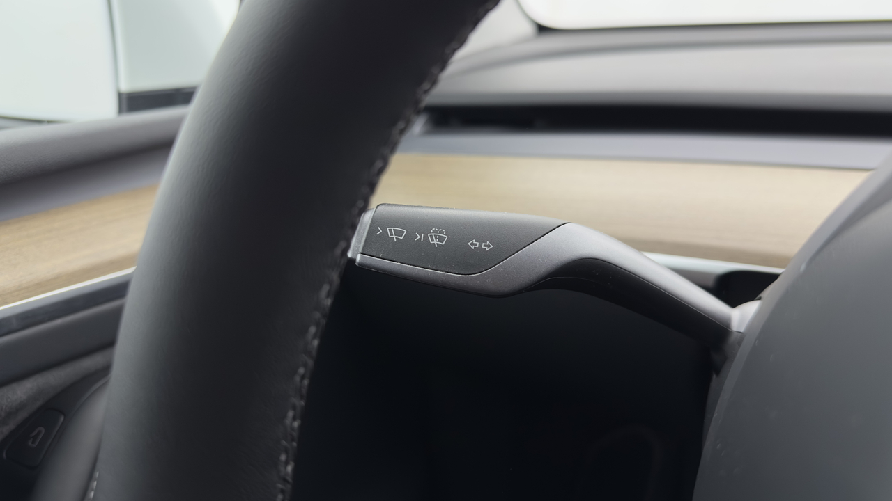 Tesla MODEL Y Grande Autonomie Dual Motor AWD — photo 13