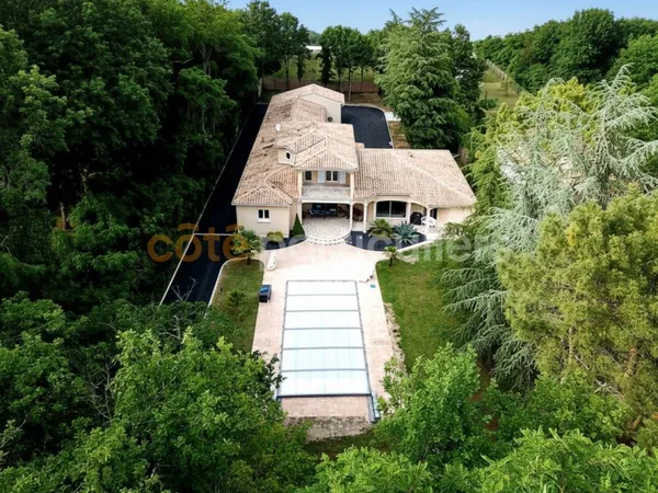 VILLA d exeption de 265m²