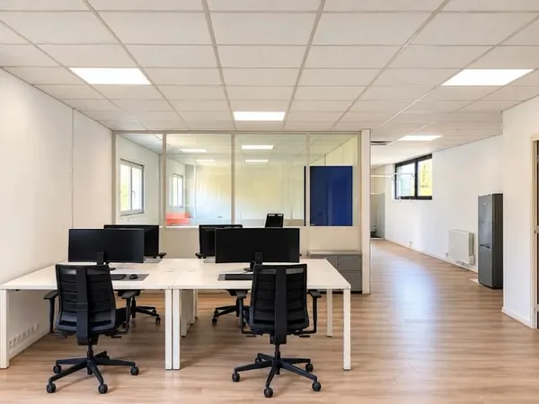 Bureaux 4 pièces 145 m²