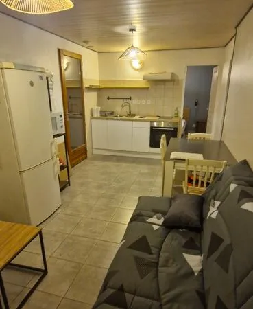 A louer notre dame du cruet appartement T2 rdc + terrain 400 m2