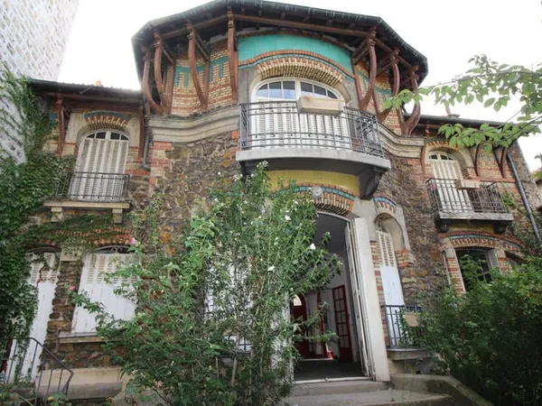 Maison 12 pièces 268 m²