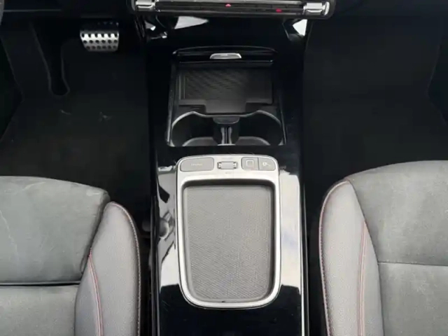 Mercedes Classe A 250 e hybrid eq amg line — photo 15