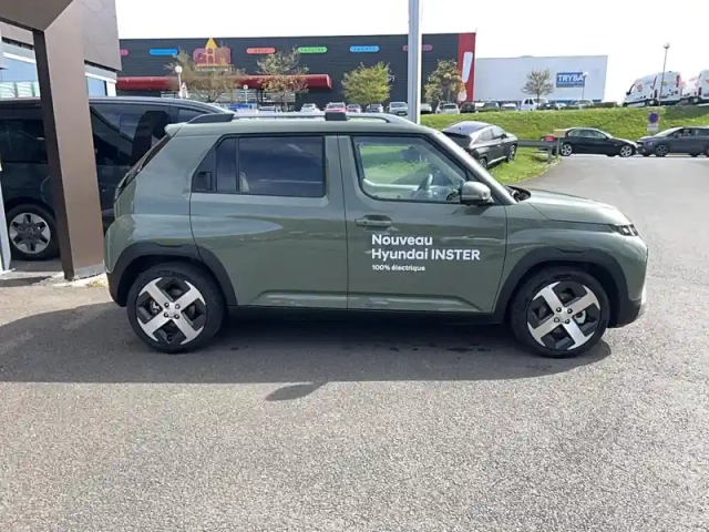 Hyundai Inster 49 kwh — photo 6