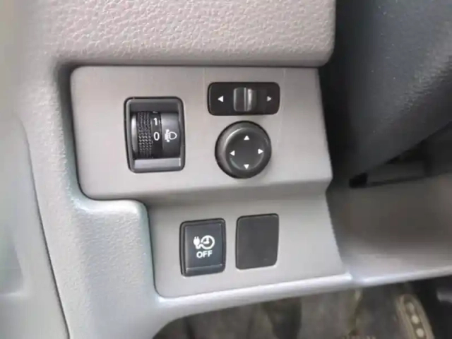 Nissan Nv200 e- 24kwh 109ch business 4p — photo 14