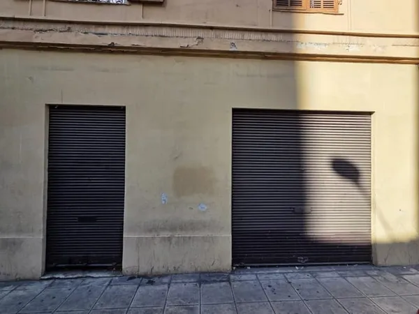 Local commercial de 37,62 m² à Vernier - Nice