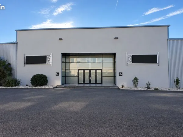 Batiment de stockage 380m2