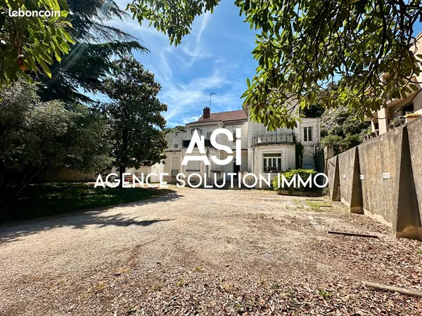 Immeuble de rapport 18 pièces 431 m²