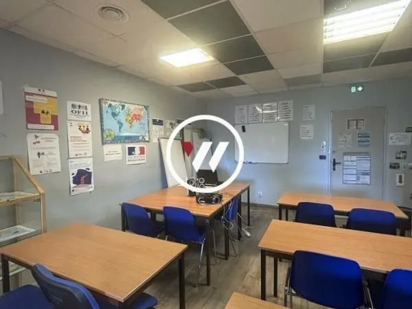 Bureaux 65 m²