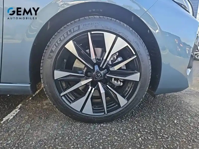 Peugeot 308 sw hybrid 145 e-dcs6 — photo 14