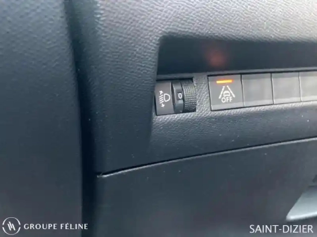 Peugeot 2008 1.2 puretech 130ch s&amp;s active business eat8 — photo 14