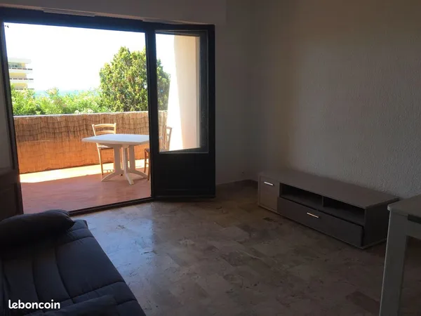 Studio MEUBLÉ Ajaccio de 32m²