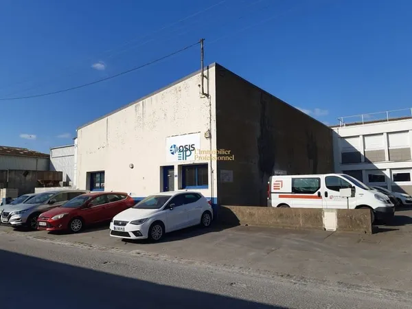 Immeuble industriel 274 m²